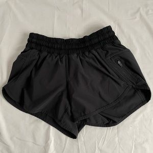 Lululemon Tracker Shorts 4”